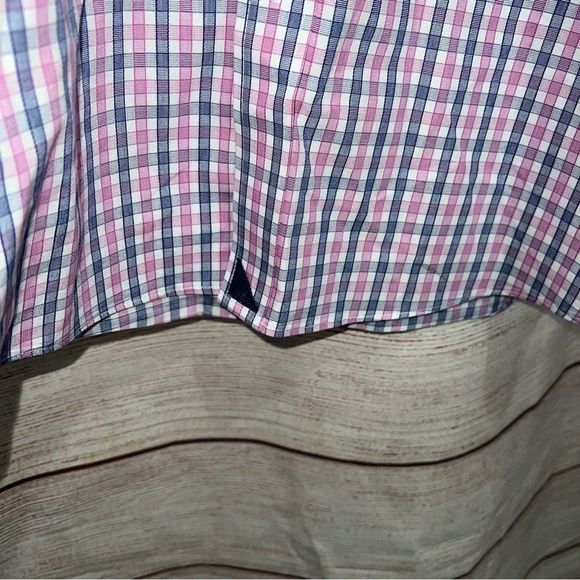 Untuckit Men's XL Long Sleeve Wrinkle Free Plaid Button Up Shirt Pink Blue - Picture 7 of 8